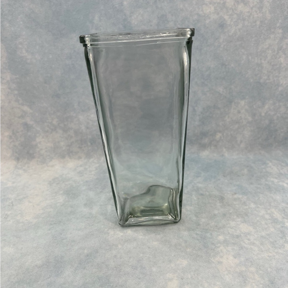 Rectangle Vase - Picture 4 of 9